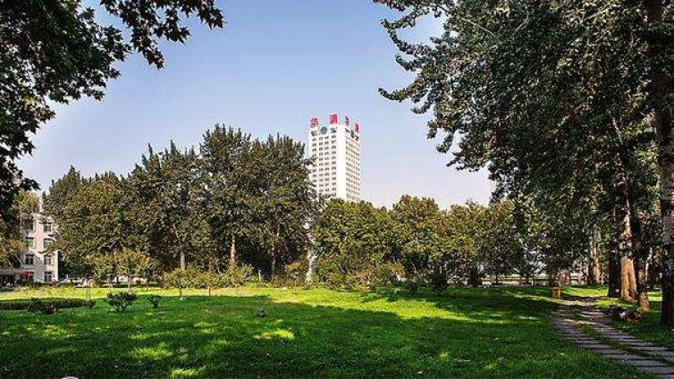 西安建筑科技大学华清学院